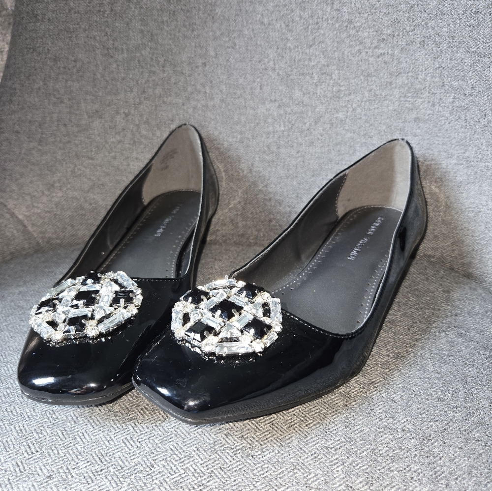 Adrienne Vittadini Palm Beach Jeweled Wedge Heeled Pumps Sz8 1/2